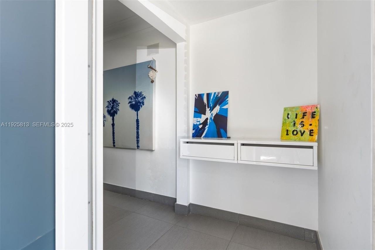 501 Northeast 51st Street #0 - Photo 3 of 35