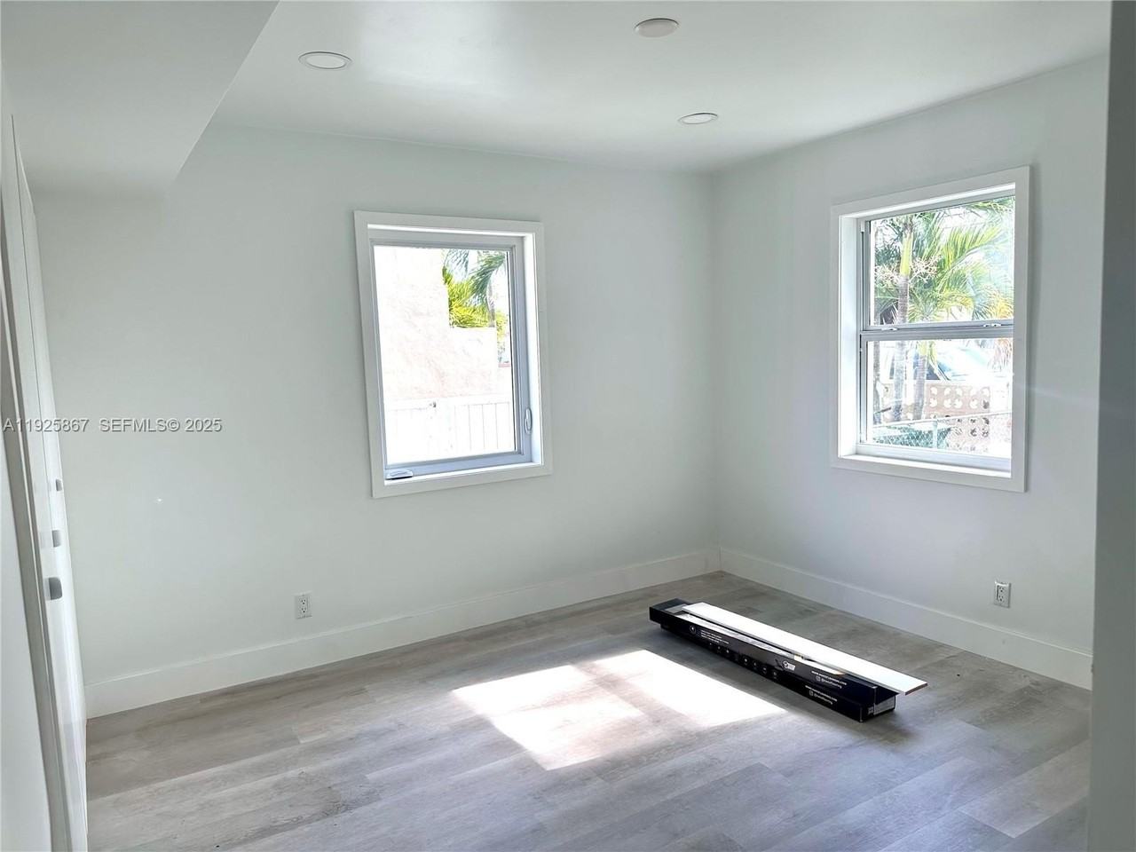 1703 Nw 34th Ave #2 - Photo 7 of 13