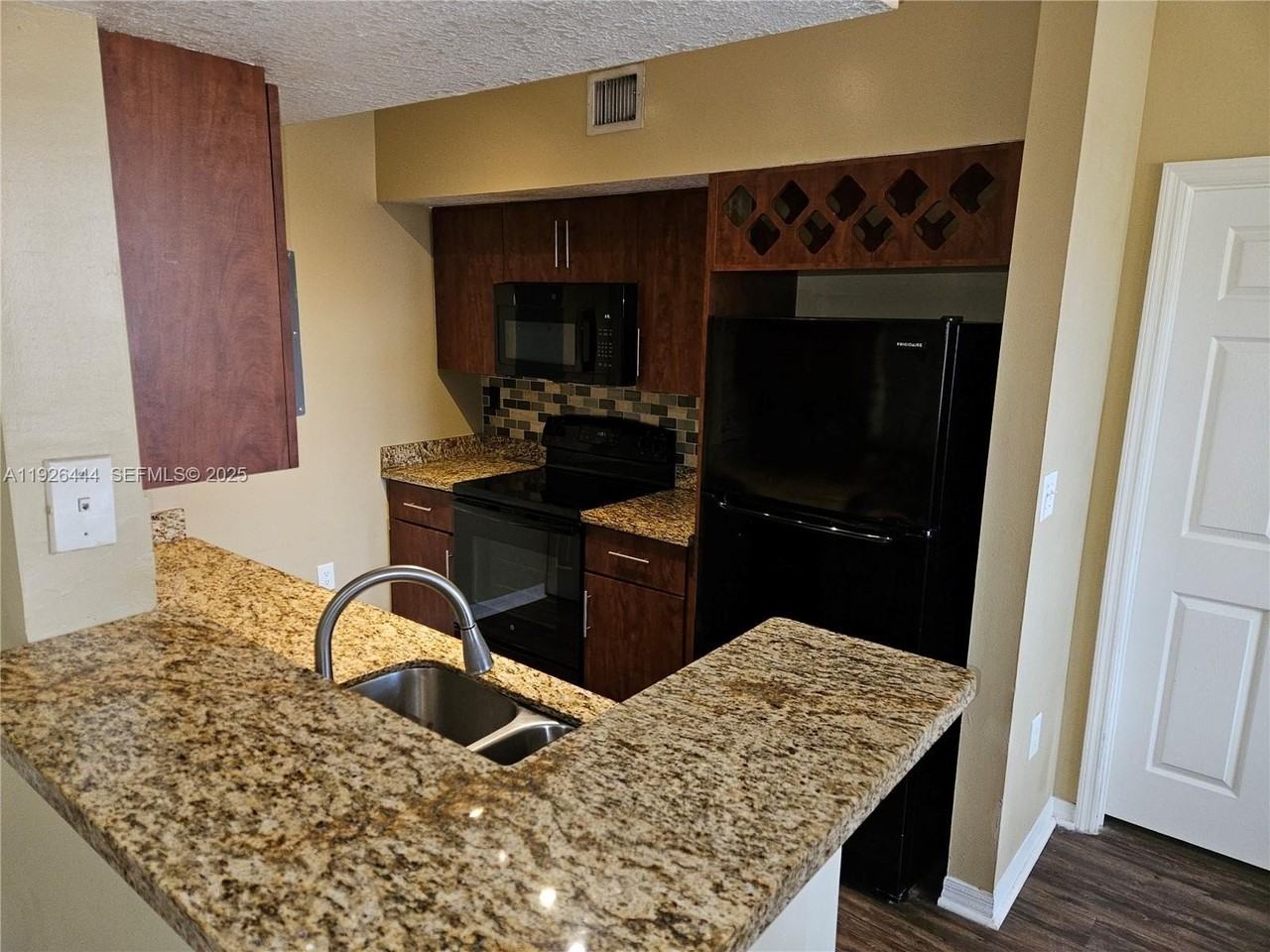 140 Southwest 117th Avenue #4306 - Photo 7 of 22