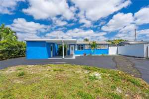 featured image of 7831 Hope Street