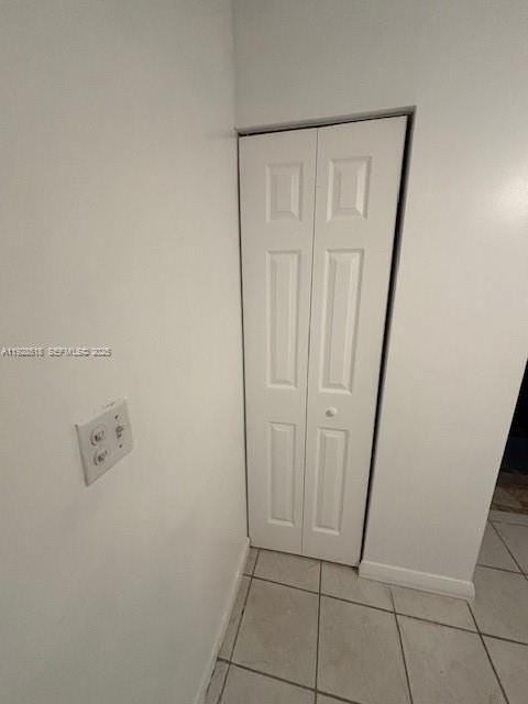 541 East 16th Street #B - Photo 6 of 8