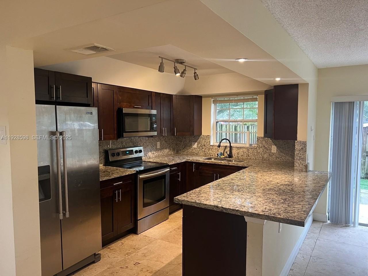 4979 Southwest 123rd Terrace - Photo 3 of 9