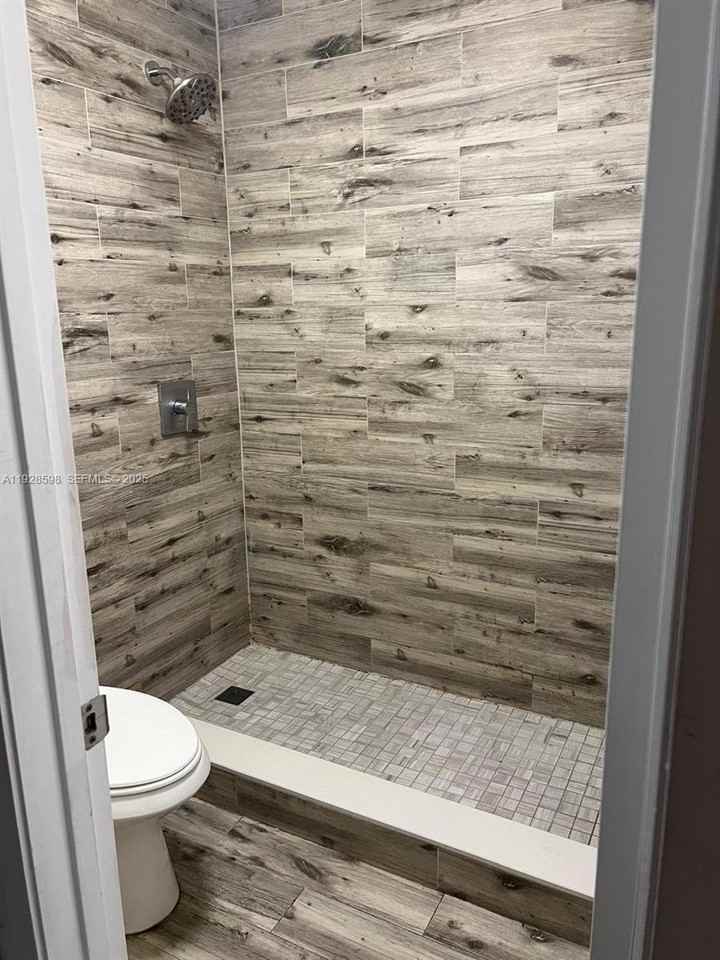 4979 Southwest 123rd Terrace - Photo 6 of 9