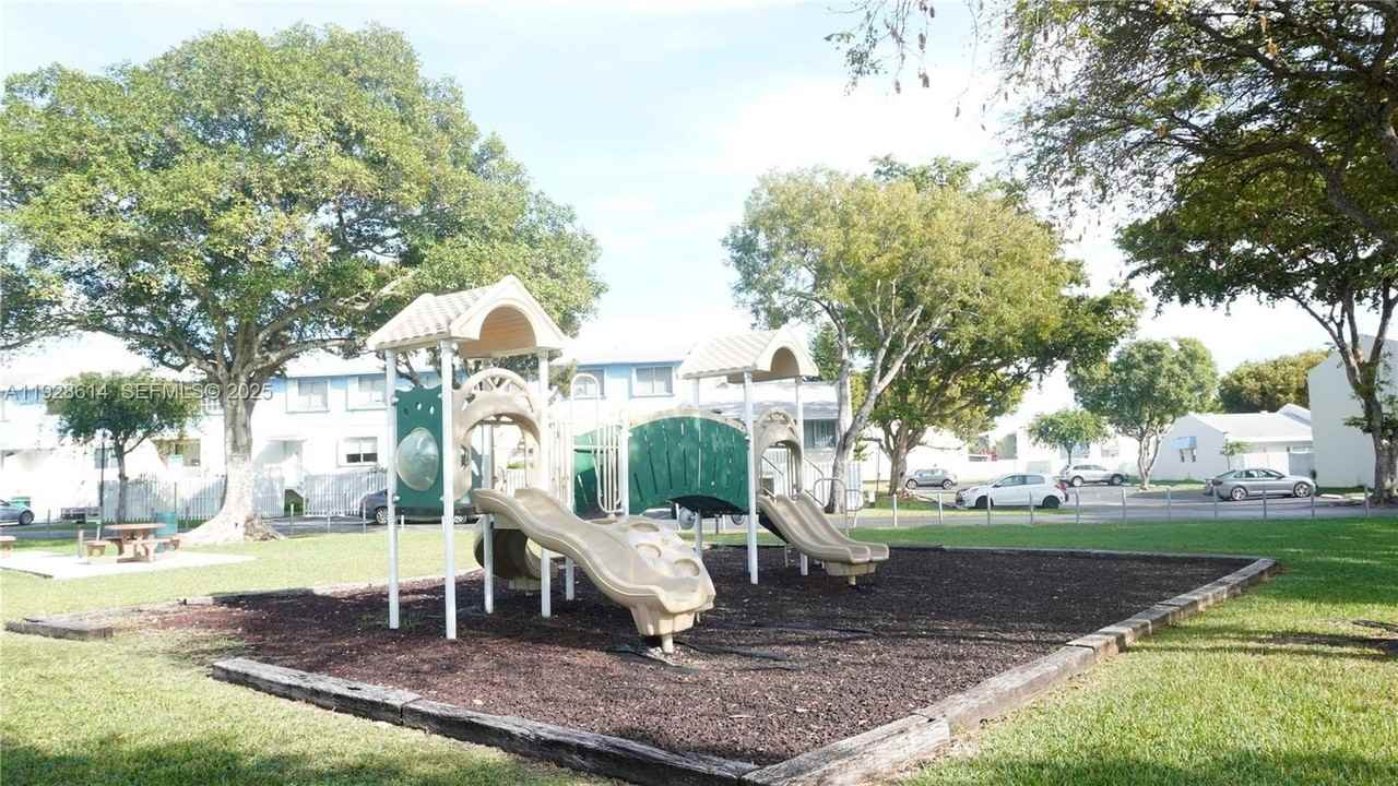 10370 Sw 220th St #227