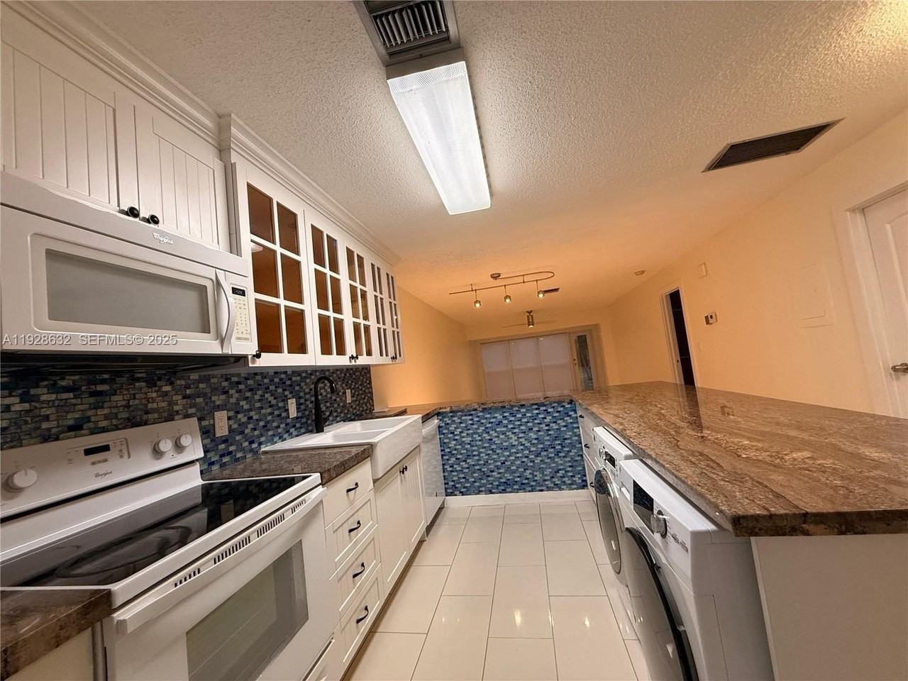 13741 Flora Place #B - Photo 4 of 50