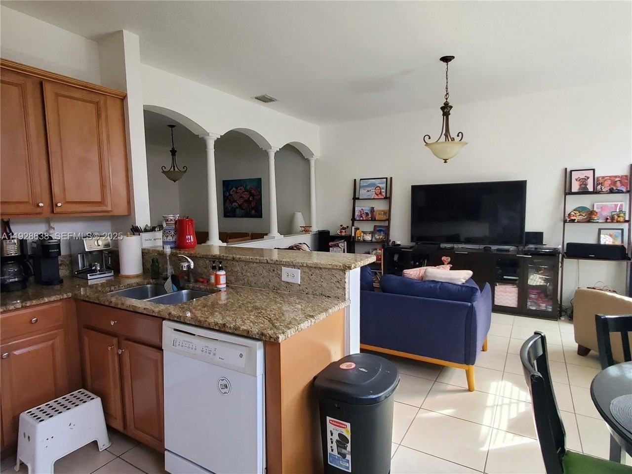 10360 Northwest 31st Terrace #10360 - Photo 6 of 18