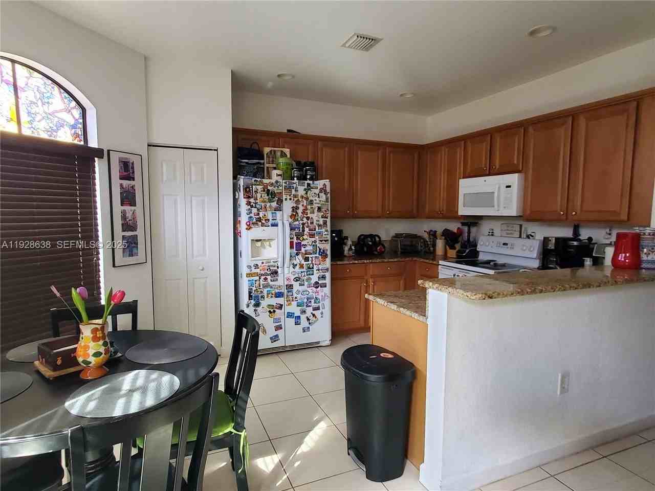 10360 Northwest 31st Terrace #10360 - Photo 7 of 18