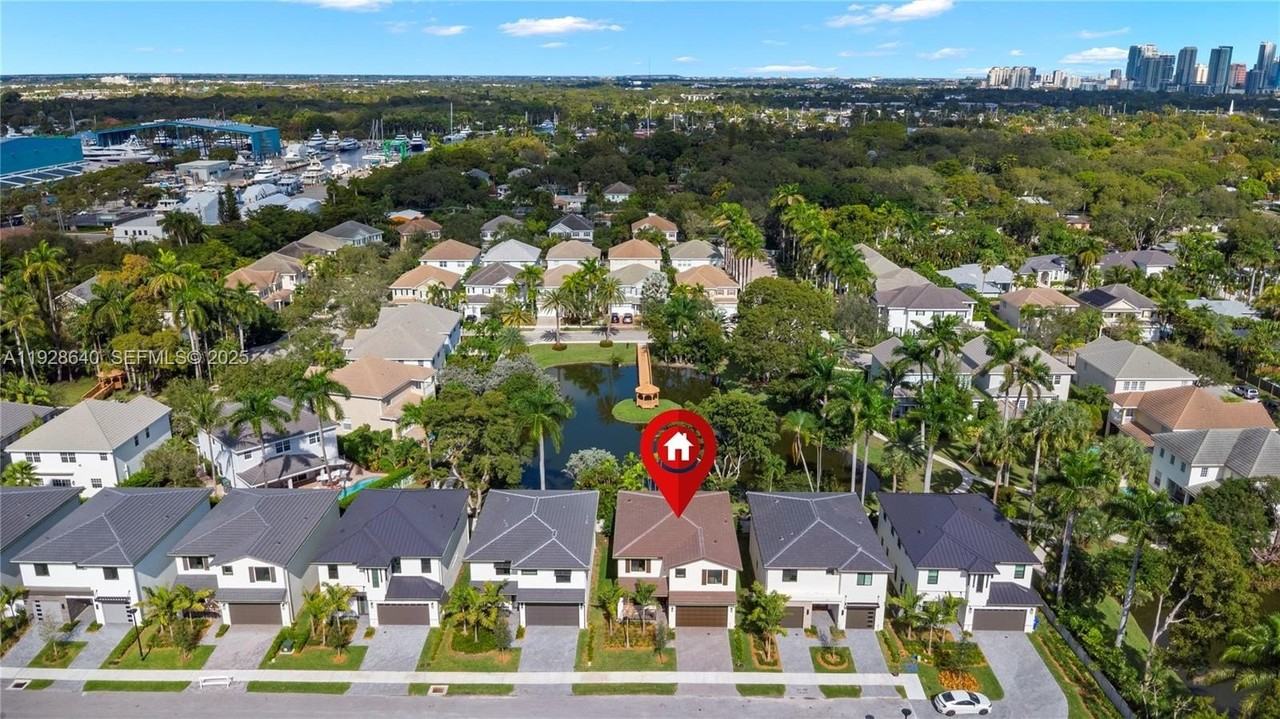 1419 Southwest 23rd Street #0 - Photo 3 of 17