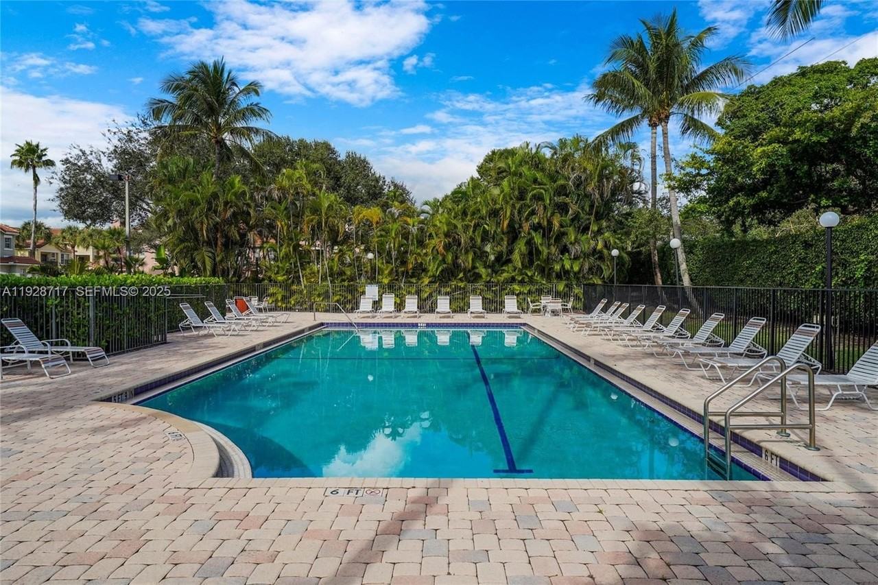 1010 Belmont Place #1010 - Photo 3 of 34