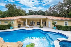 featured image of 1033 Almeria Avenue #0