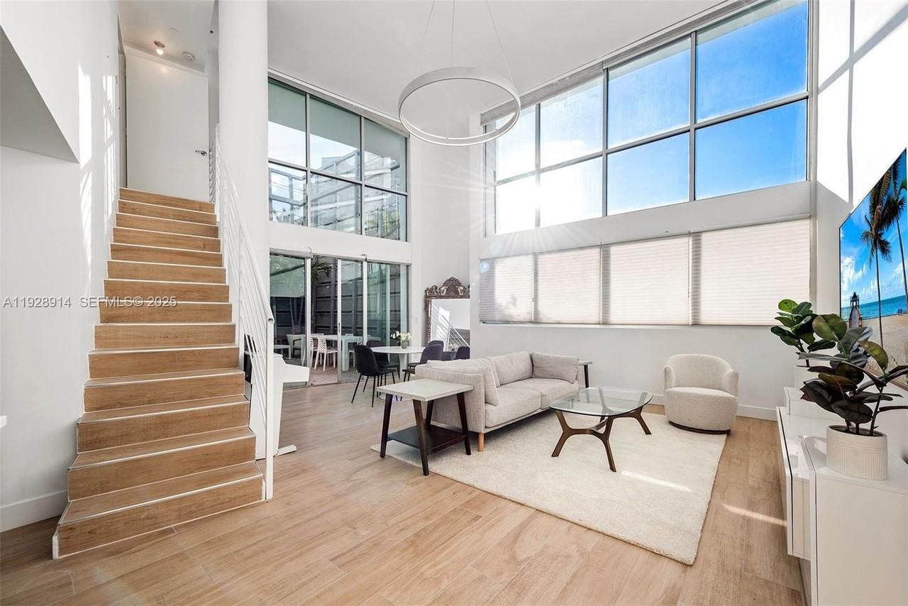 221 Jefferson Ave #2