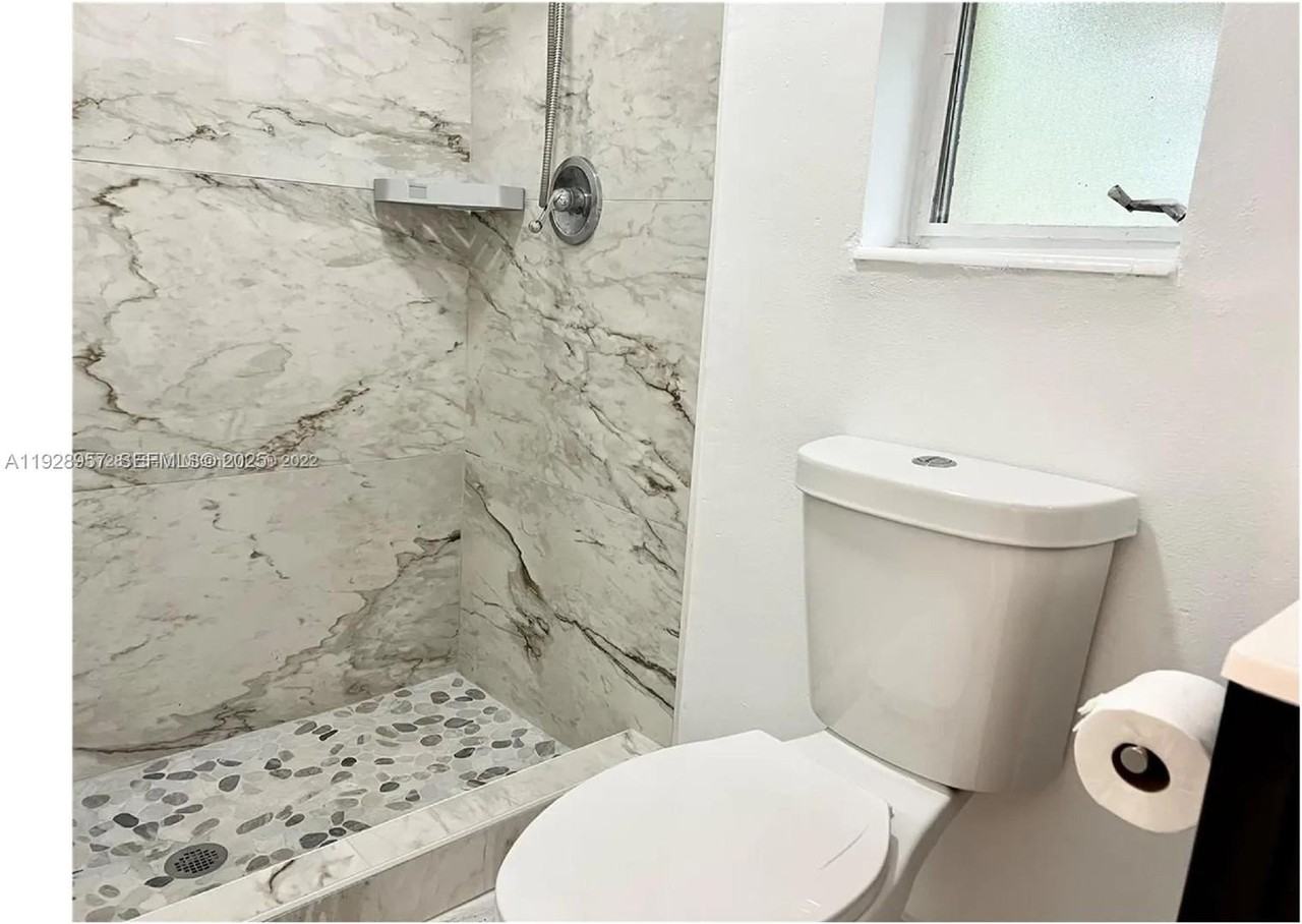 2449 Northwest 73rd Avenue #2449 - Photo 6 of 8