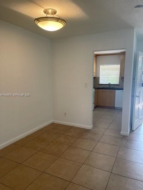 133 Southeast 4th Avenue #6 - Photo 6 of 11