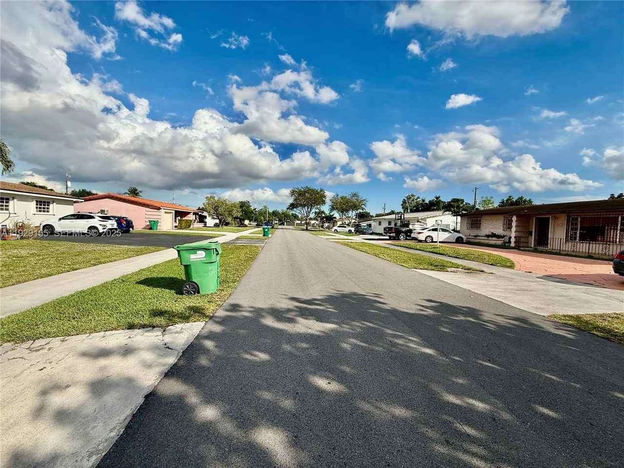 8855 Southwest 17th Terrace #0 - Photo 4 of 27