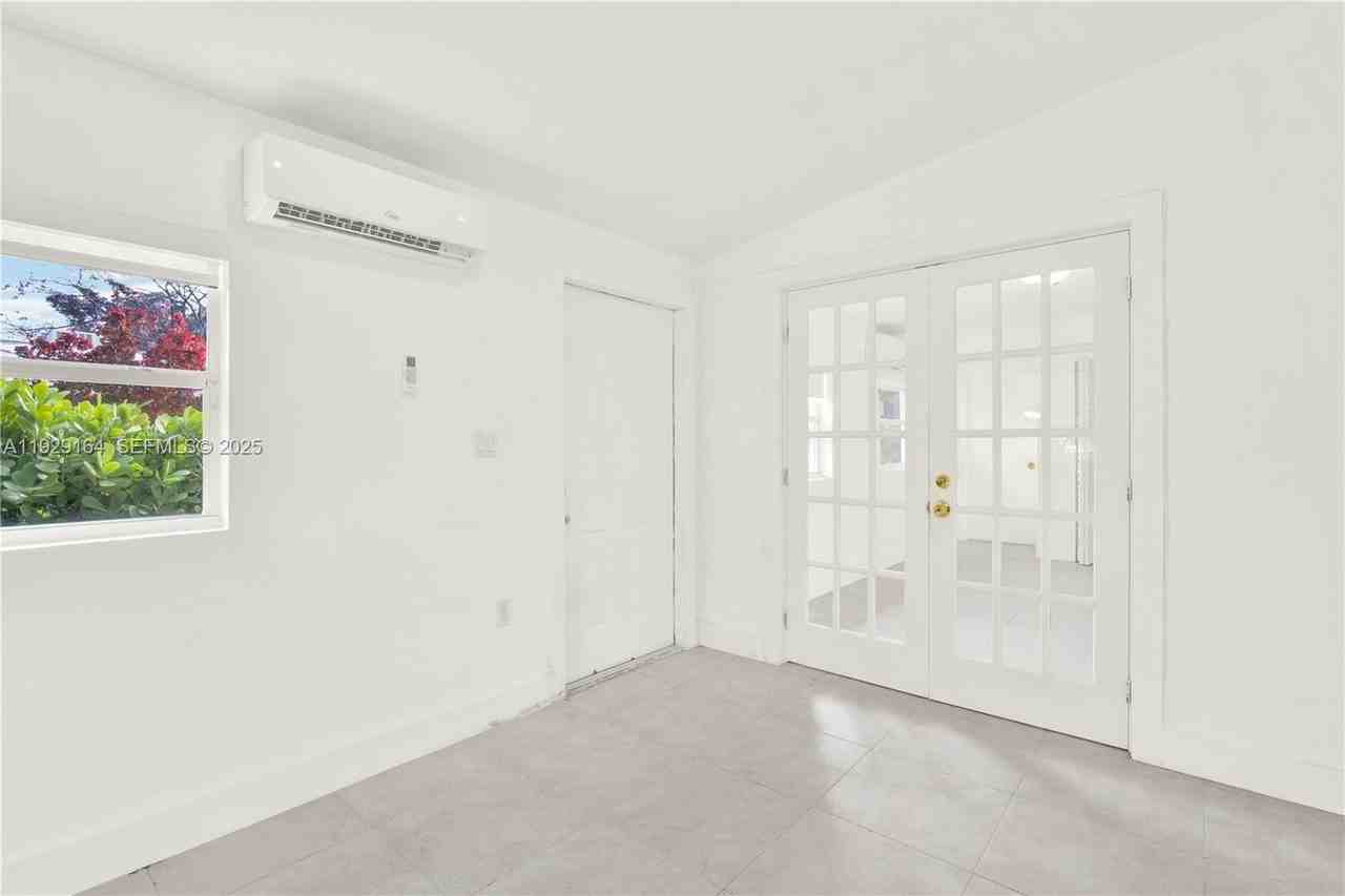 14310 Southwest 271st Terrace - Photo 3 of 13