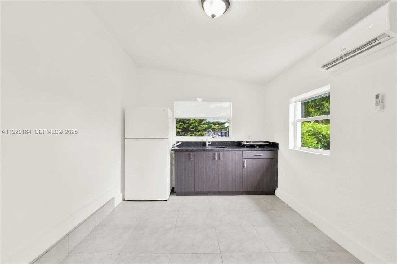 14310 Southwest 271st Terrace - Photo 6 of 13