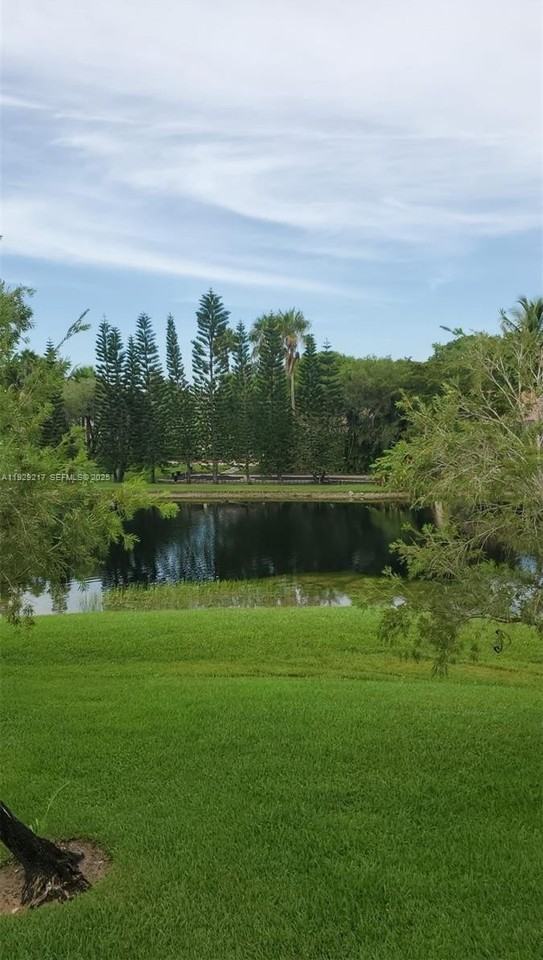 1528 Springside Terrace - Photo 4 of 21