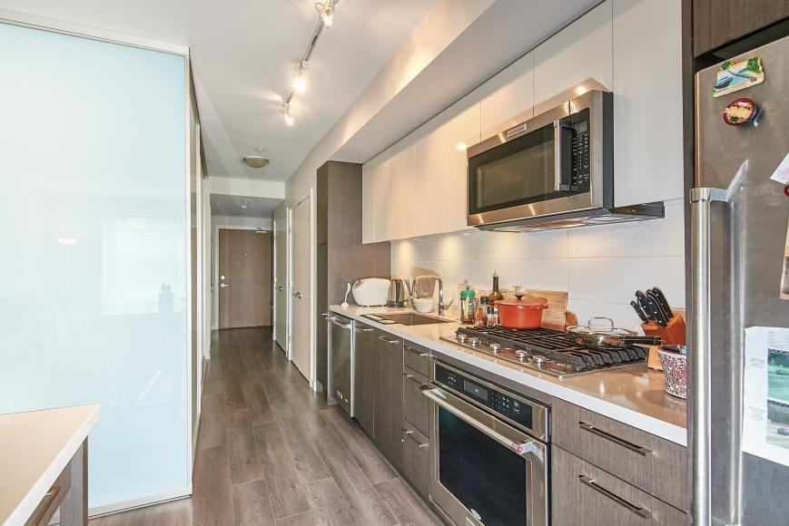 384 1st Ave E - Photo 2 of 10