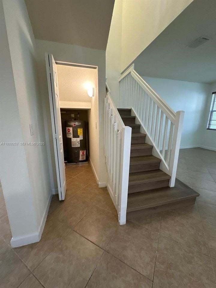 12444 Emerald Creek Manor #12444 - Photo 7 of 38