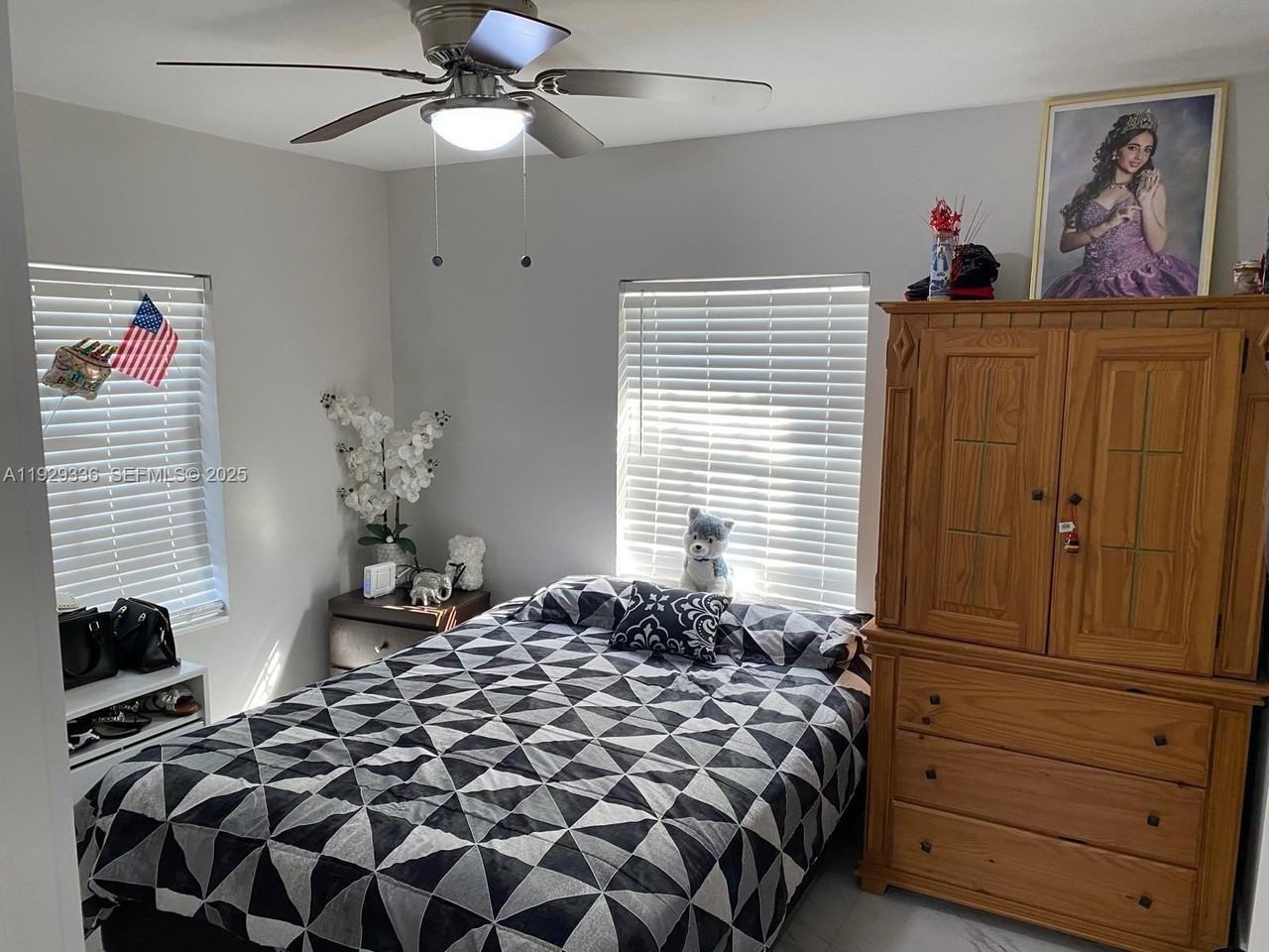 342 East 46th Street #1 - Photo 4 of 13