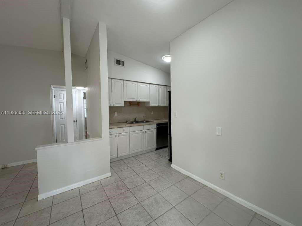 1790 Northeast 18th Street - Photo 7 of 18