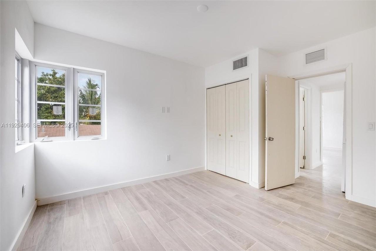 572 Northeast 67th Street #3 - Photo 7 of 16