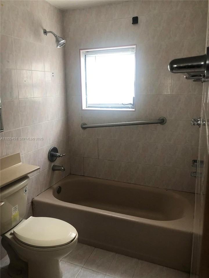 932 East 32nd Street #0 - Photo 5 of 5