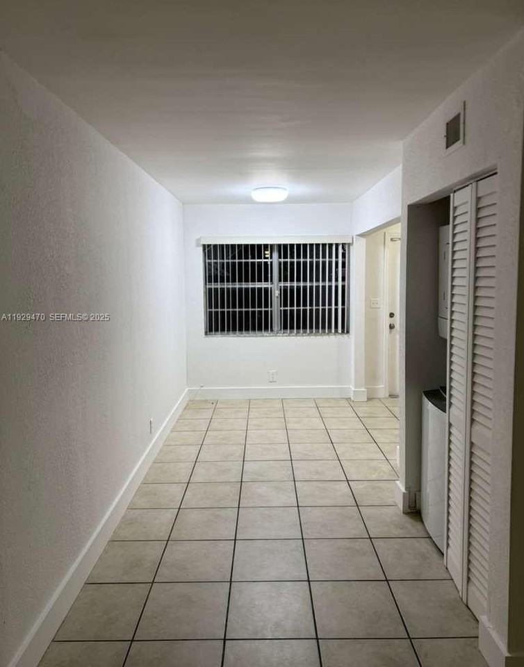 837 Northwest 46th Avenue #837 - Photo 4 of 18