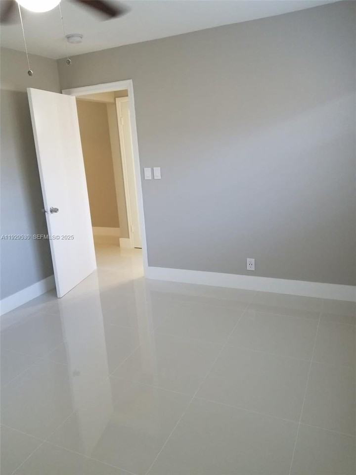 1859 Wiley St #3 - Photo 7 of 25