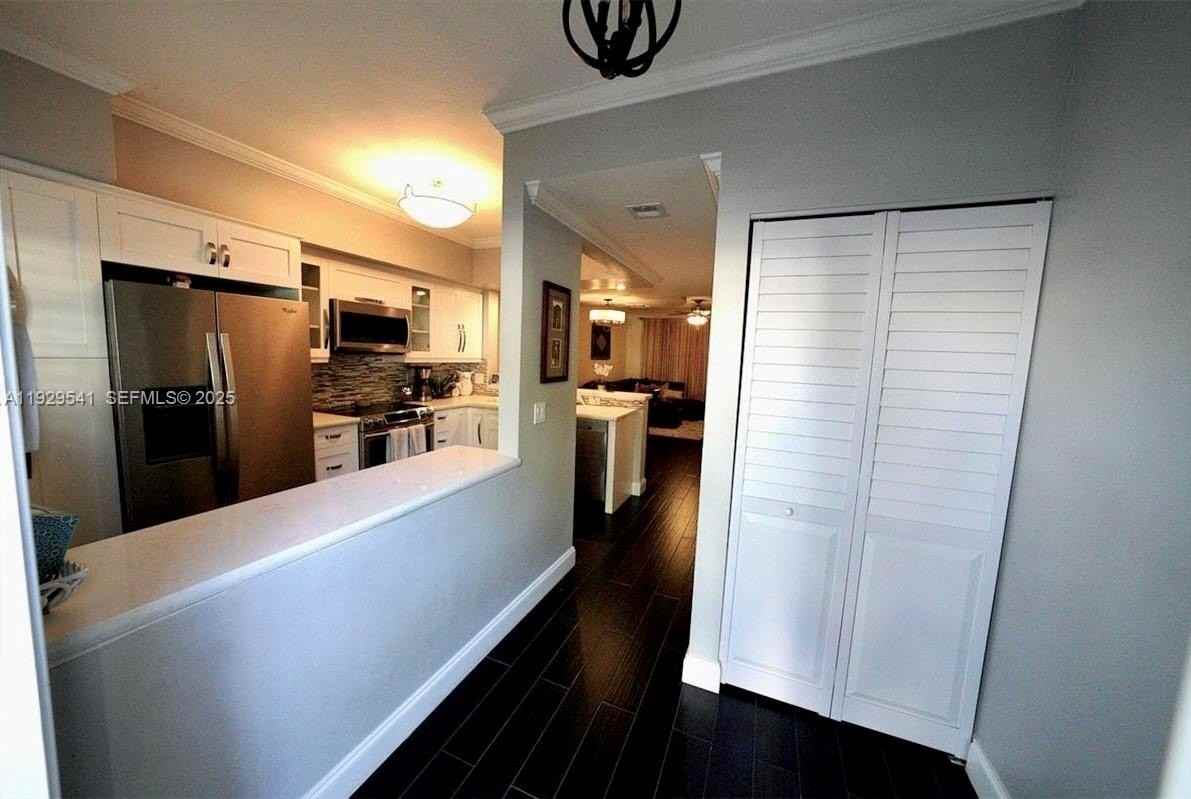 171 Southwest 96th Avenue - Photo 2 of 24