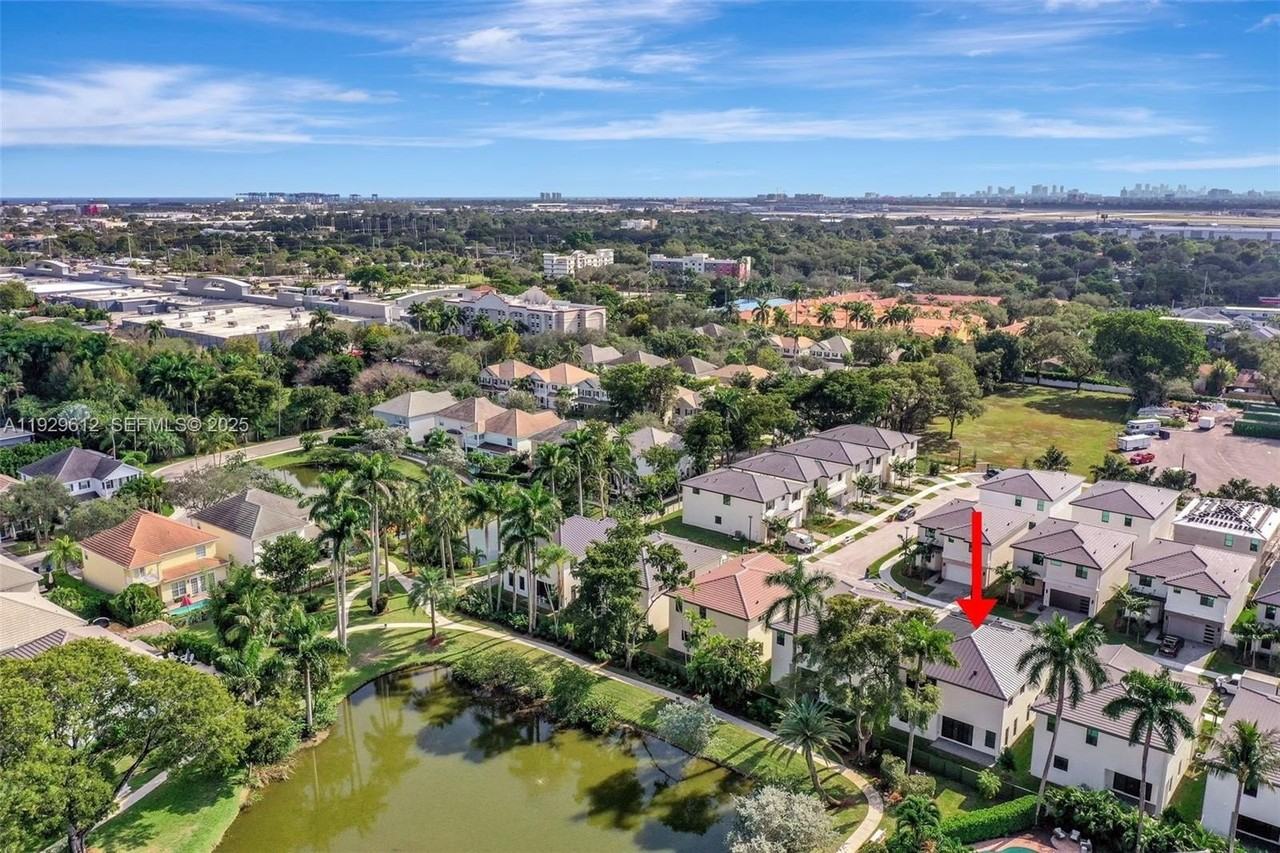 1427 Southwest 23rd Street #1427 - Photo 5 of 50