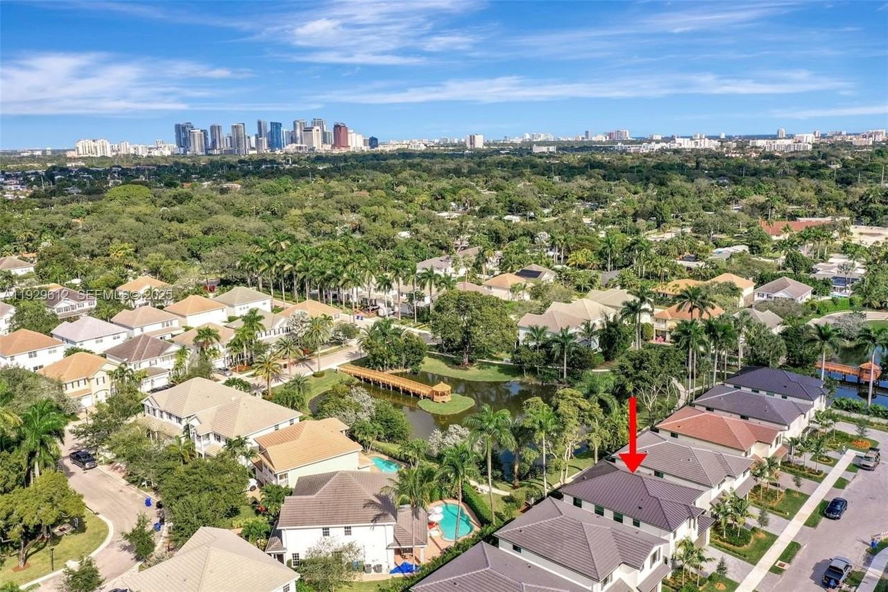 1427 Southwest 23rd Street #1427 - Photo 7 of 50