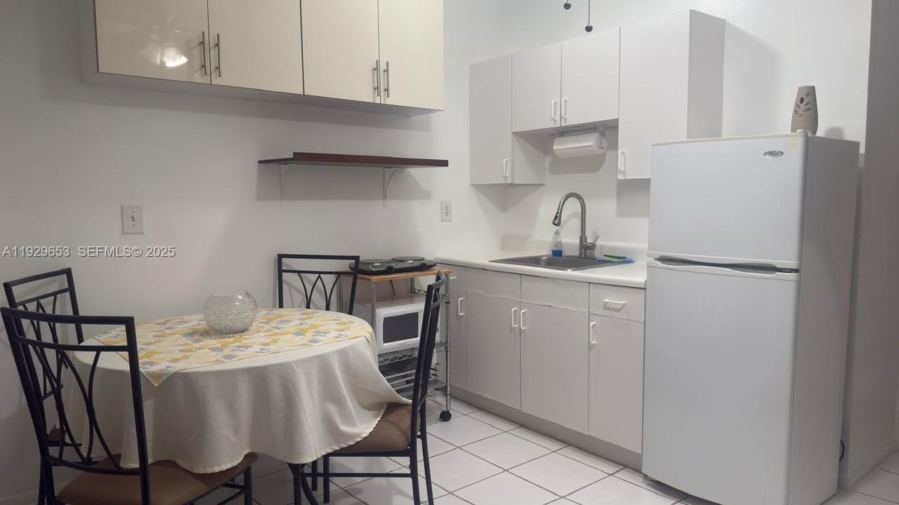 12945 Southwest 116th Street #12945 - Photo 6 of 18