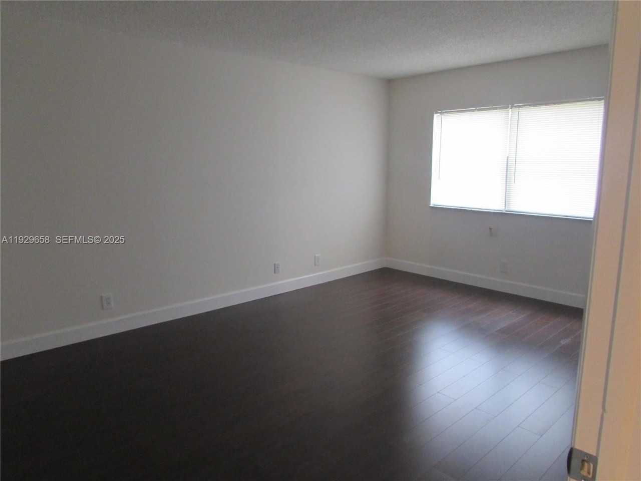 200 Lakeview Dr #108 - Photo 6 of 15