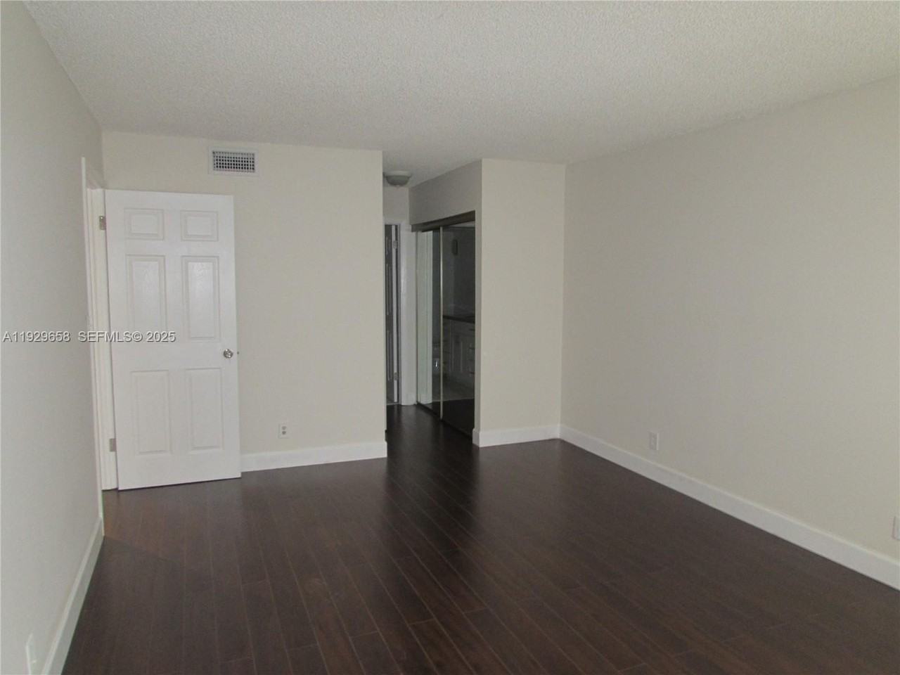 200 Lakeview Dr #108 - Photo 7 of 15