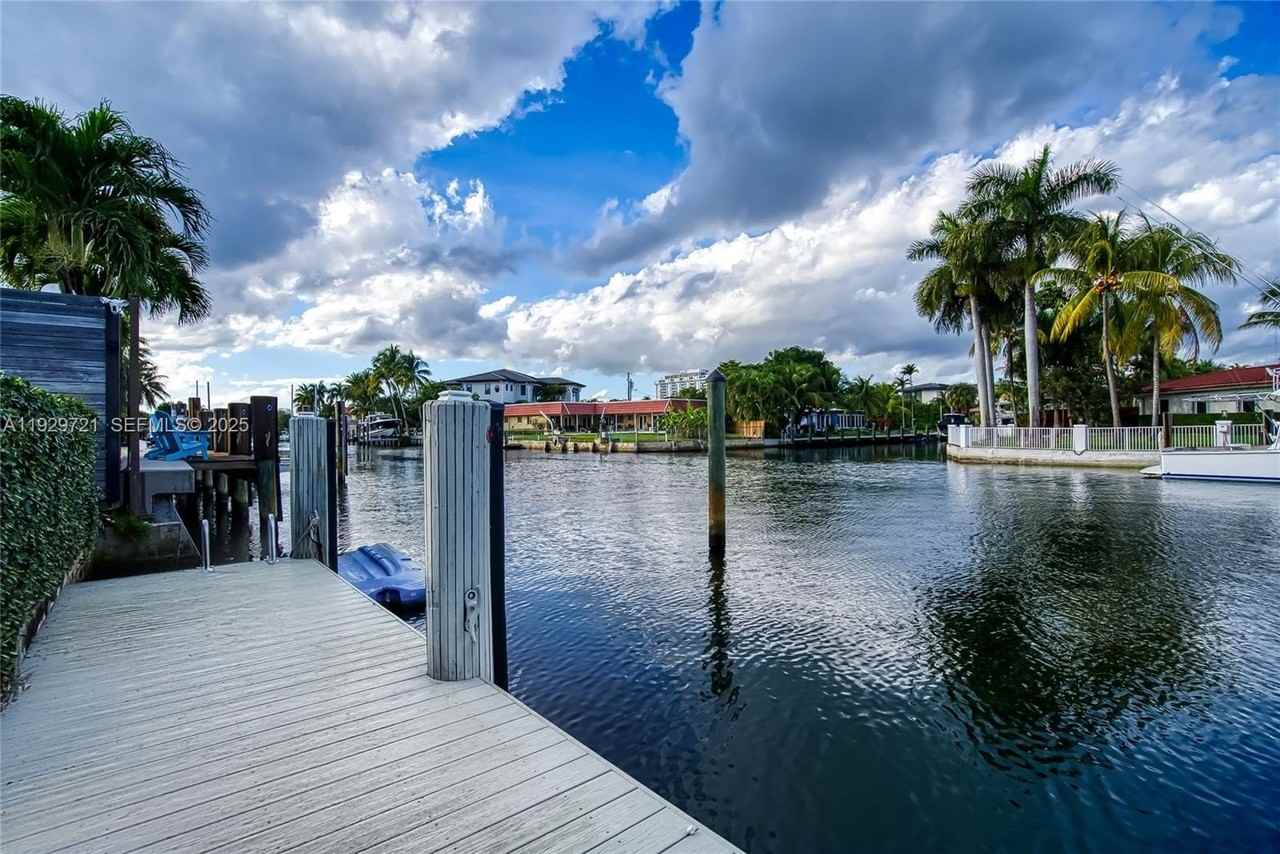 2085 Ixora Road #0 - Photo 2 of 37