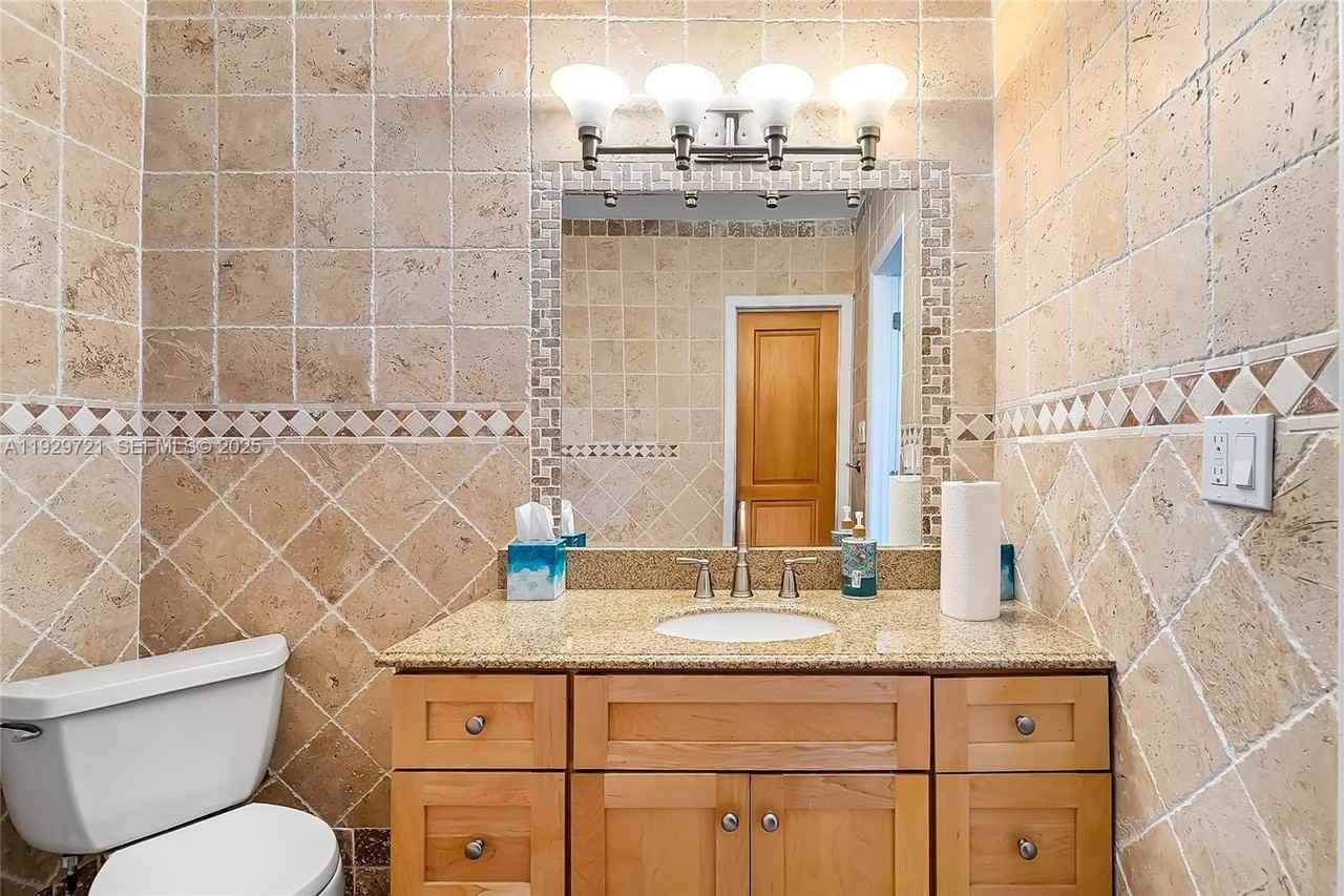 2085 Ixora Road #0 - Photo 7 of 37