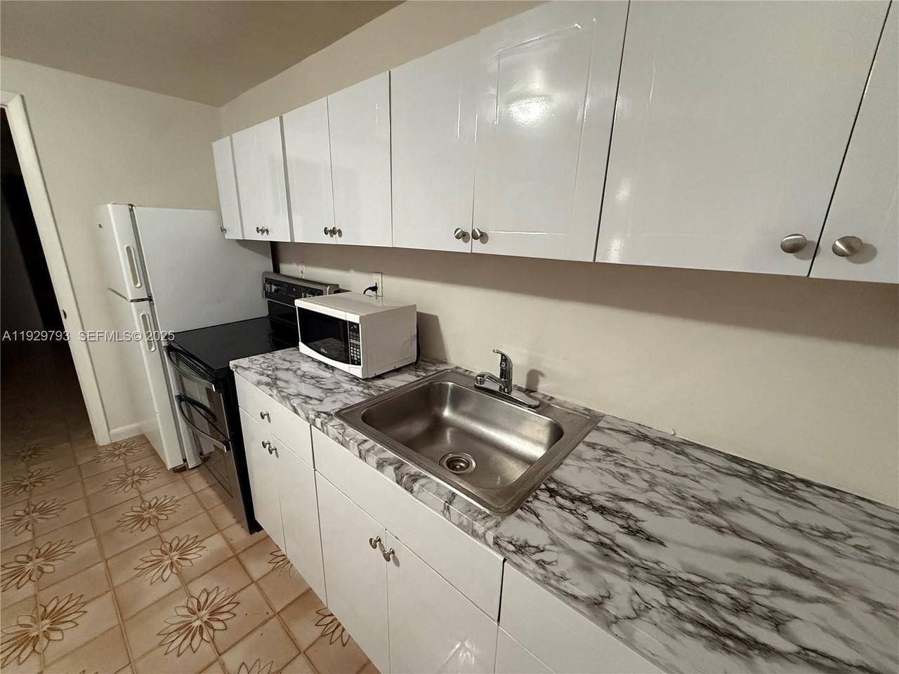 6765 Southwest 19th Street #BACK - Photo 3 of 7