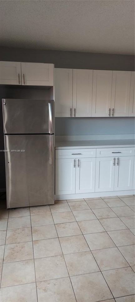 7795 Sw 102nd Ln #7795 - Photo 3 of 16