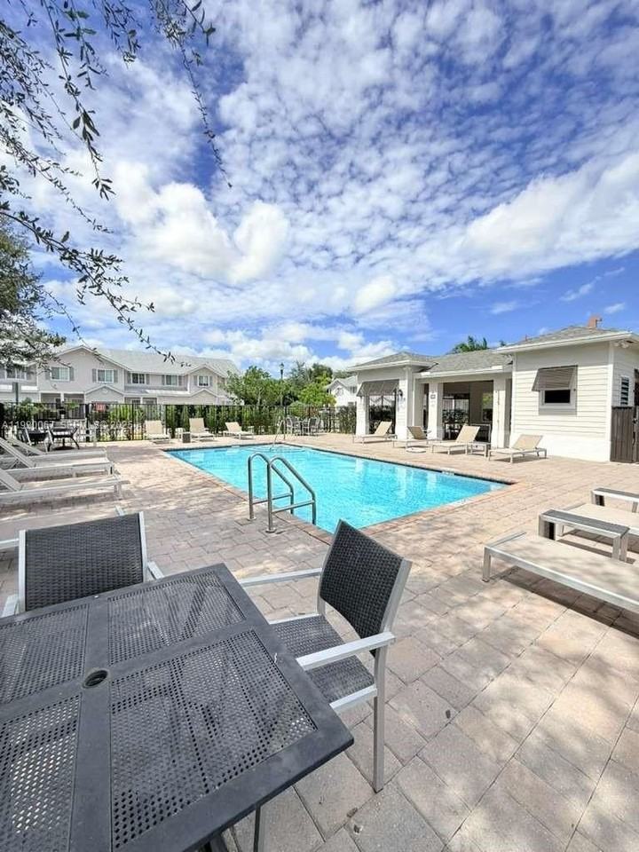 1692 SE 9th Ave #1692 - Photo 2 of 19