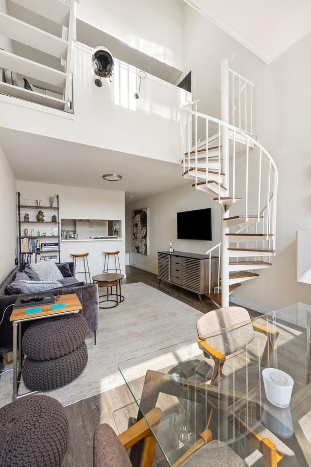 153 East 32nd Street - Photo 6 of 10