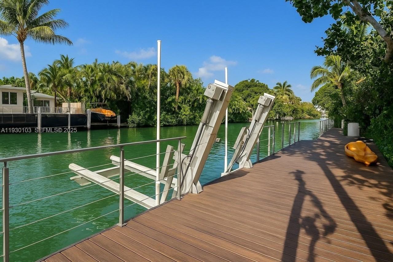 1490 Cleveland Road - Photo 3 of 22