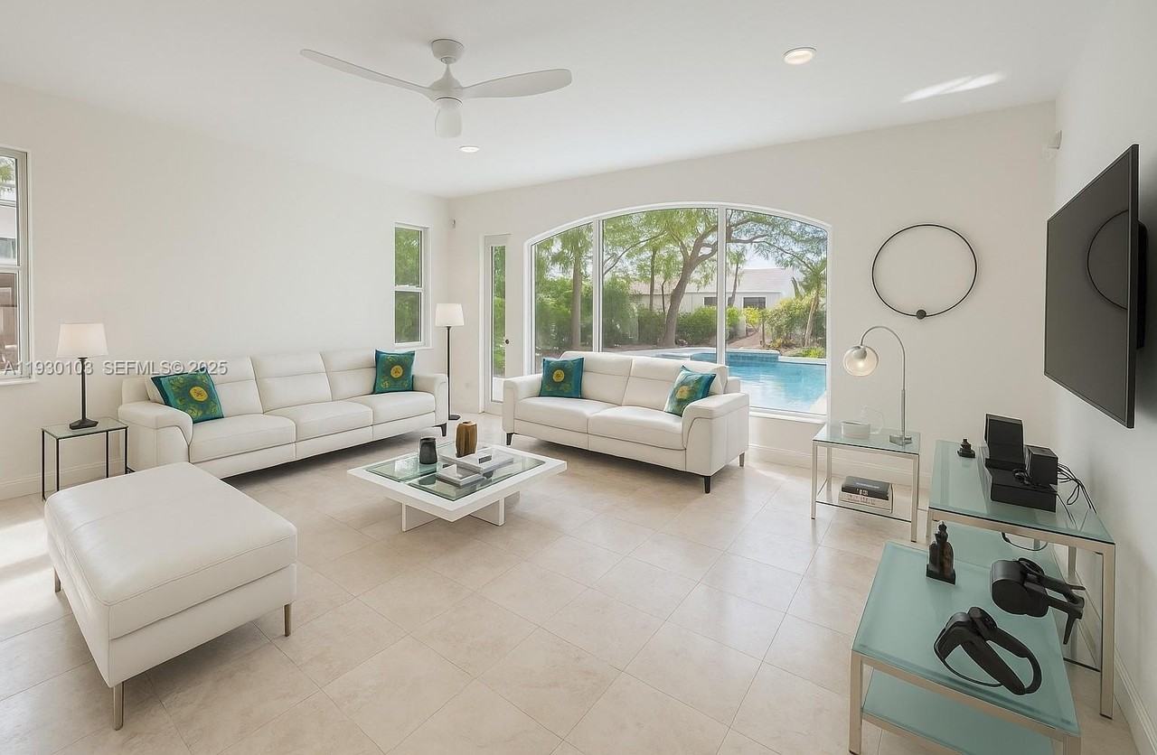 1490 Cleveland Road - Photo 4 of 22