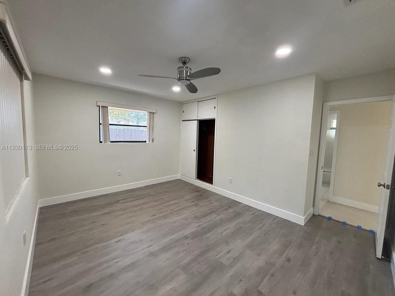 16401 Southwest 100th Court - Photo 5 of 12