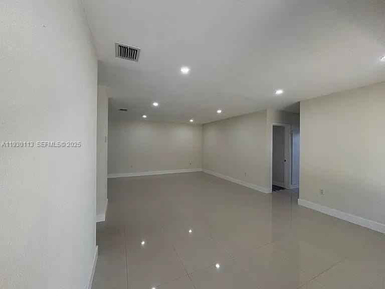 16401 Southwest 100th Court - Photo 7 of 12