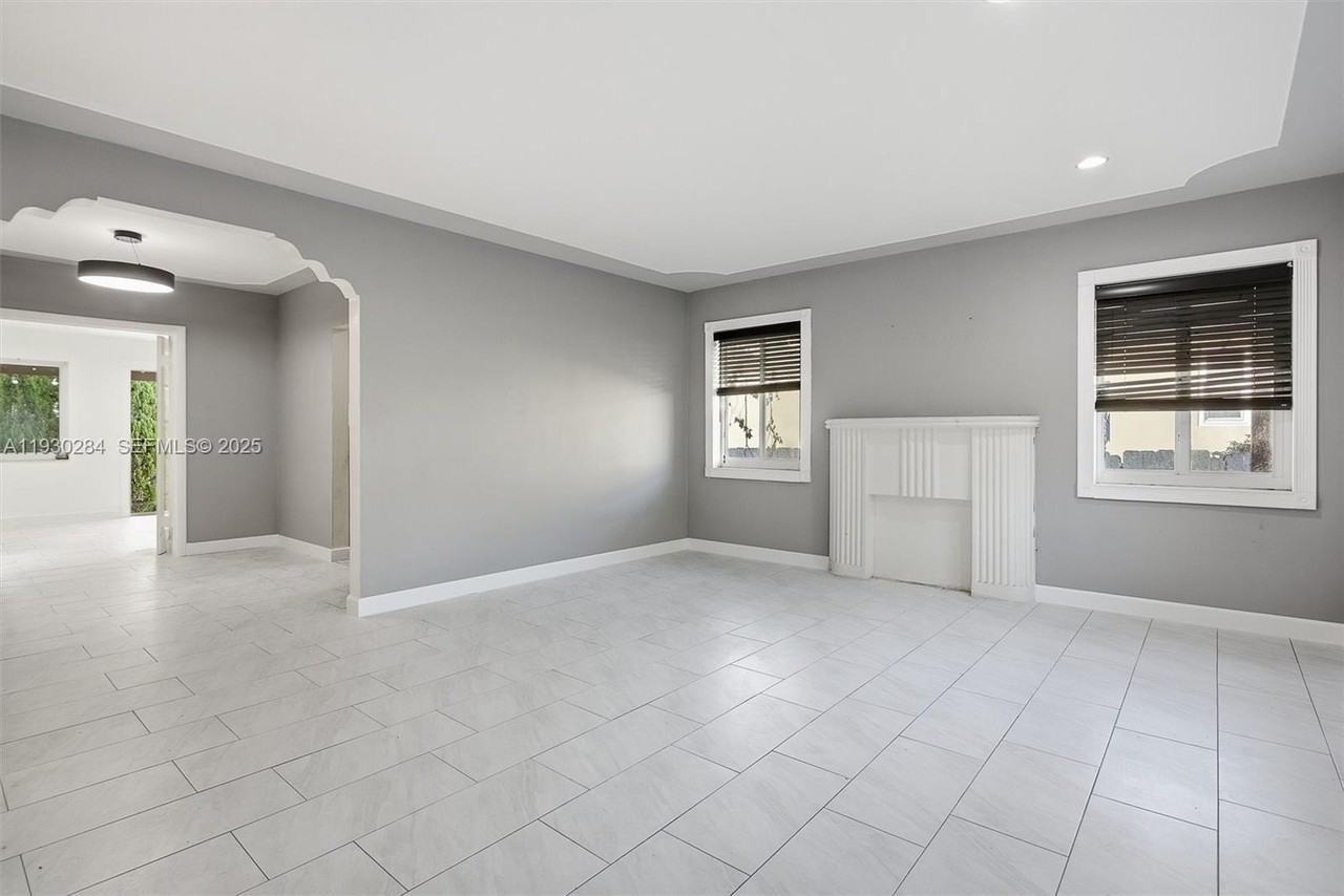 2120 Southwest 16th Street - Photo 3 of 47