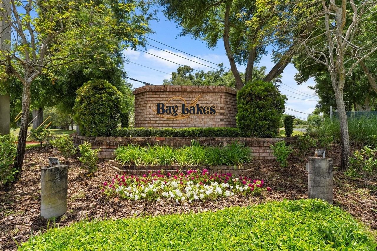 8007 Cote Court - Photo 5 of 31