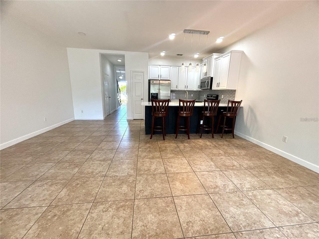 1041 Honey Blossom Drive - Photo 7 of 20