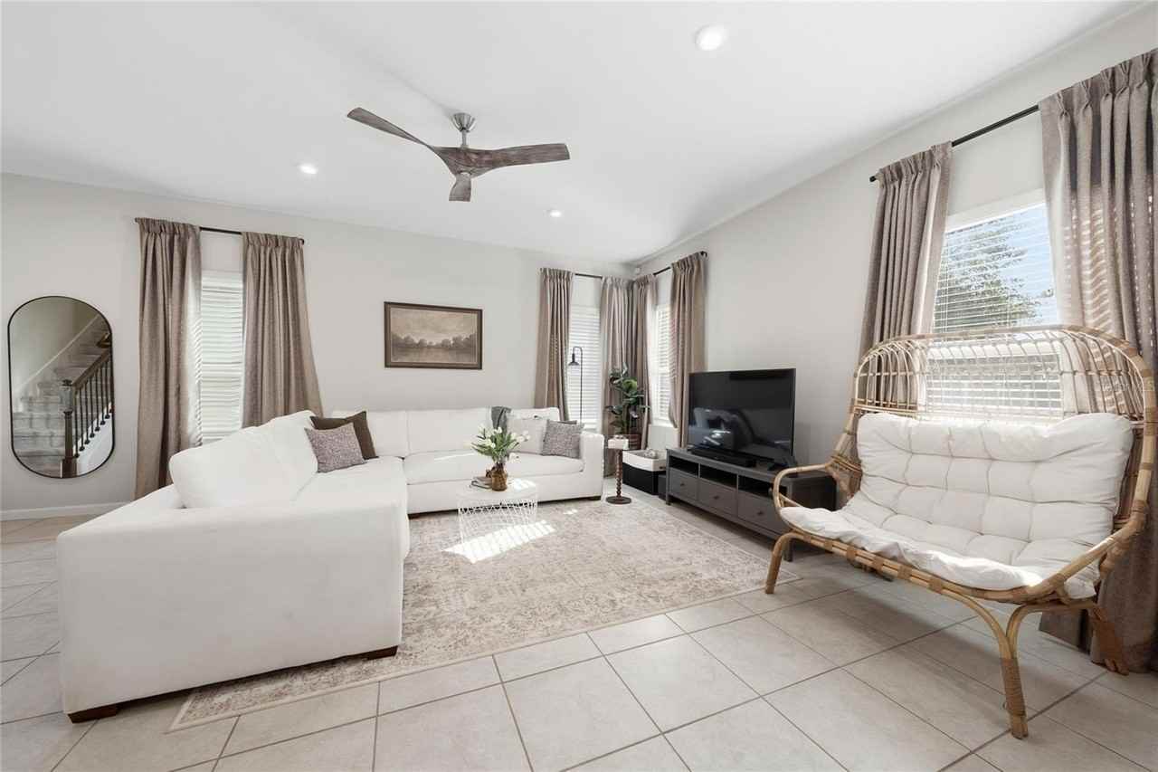 2992 Slough Creek Drive - Photo 4 of 28