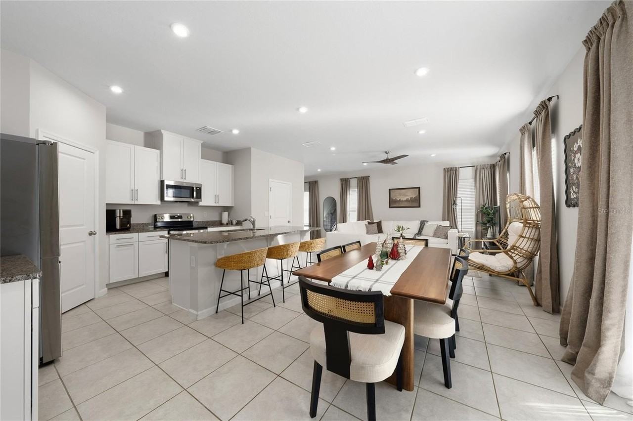 2992 Slough Creek Drive - Photo 5 of 28